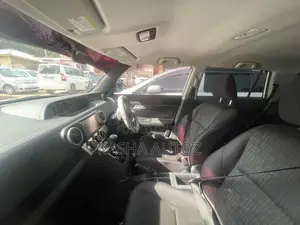 Toyota Corolla Rumion 2011 White