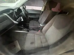 Toyota Corolla Fielder 2012 Silver