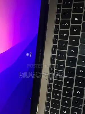 Laptop Apple MacBook Pro 2017 16GB Intel Core i5 SSD 512GB