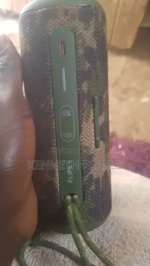 JBL Flip6+