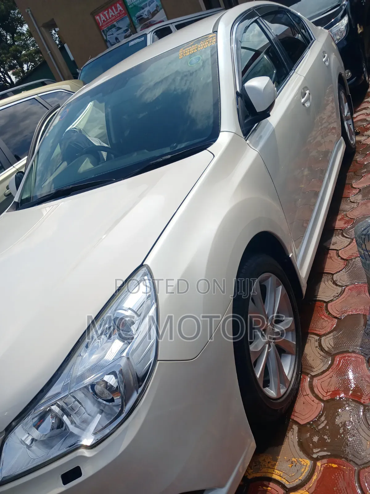 Subaru Legacy 2.0D Estate 2012 White