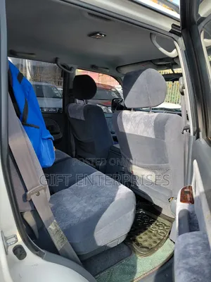Toyota Land Cruiser Prado 2001 White