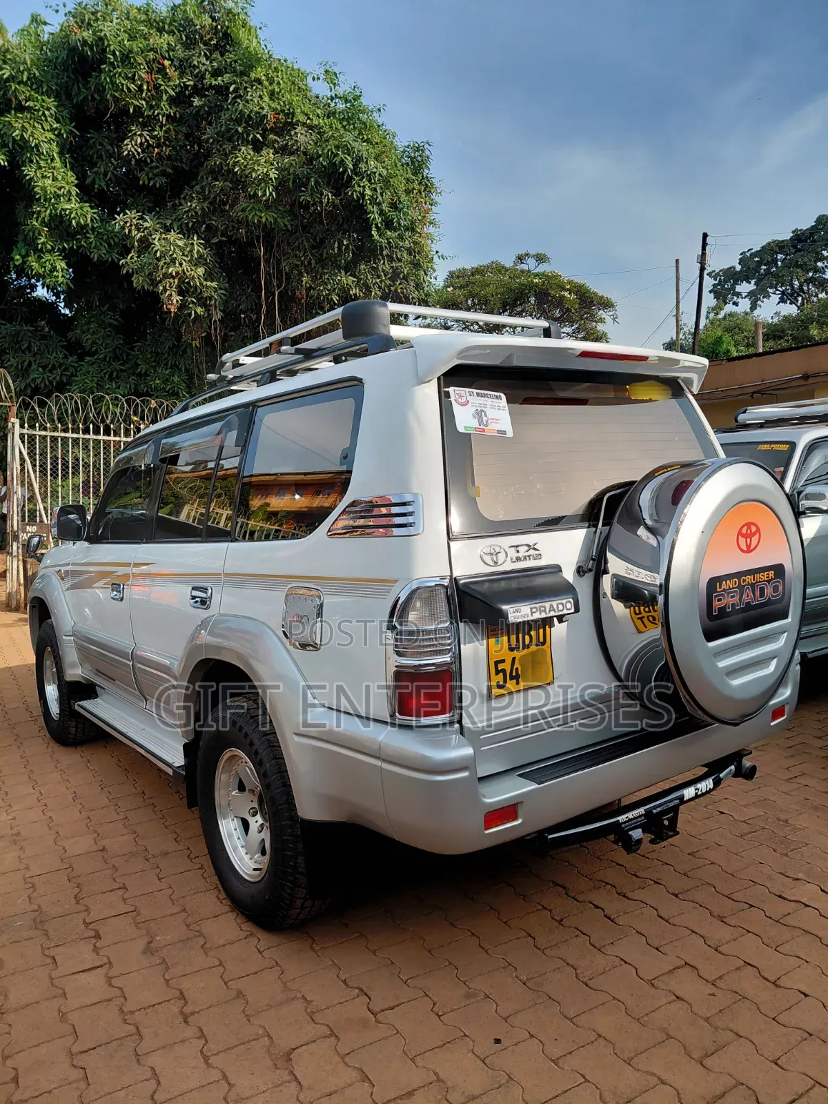 Toyota Land Cruiser Prado 2001 White