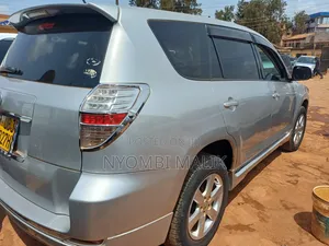 Toyota Vanguard 2009 Silver