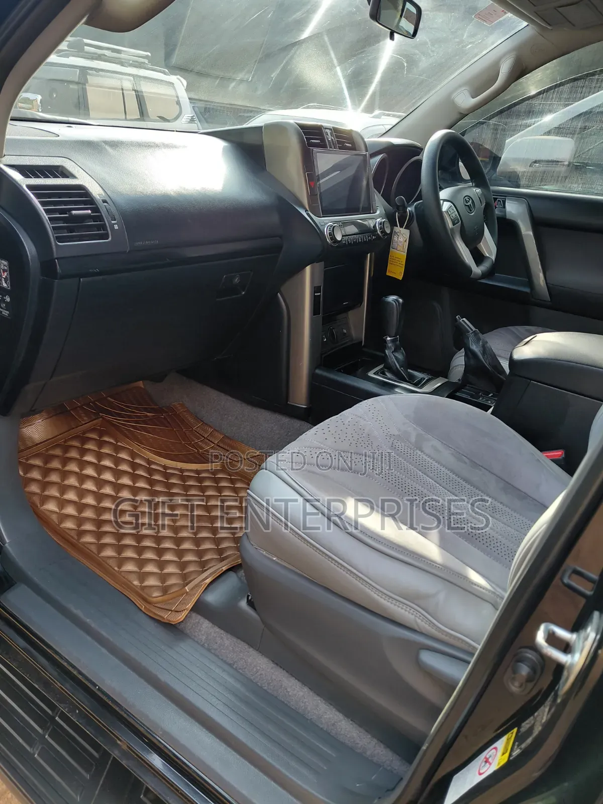 Toyota Land Cruiser Prado 2014 Black