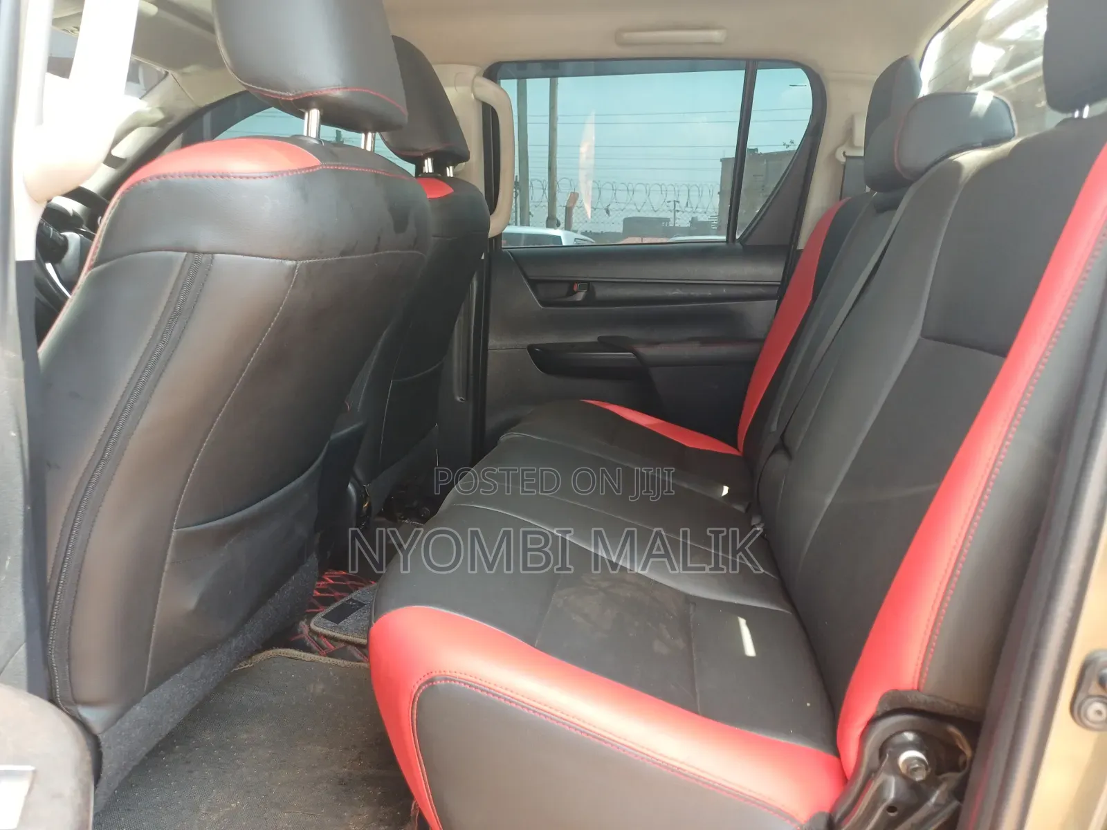 Toyota Hilux 2020 Green