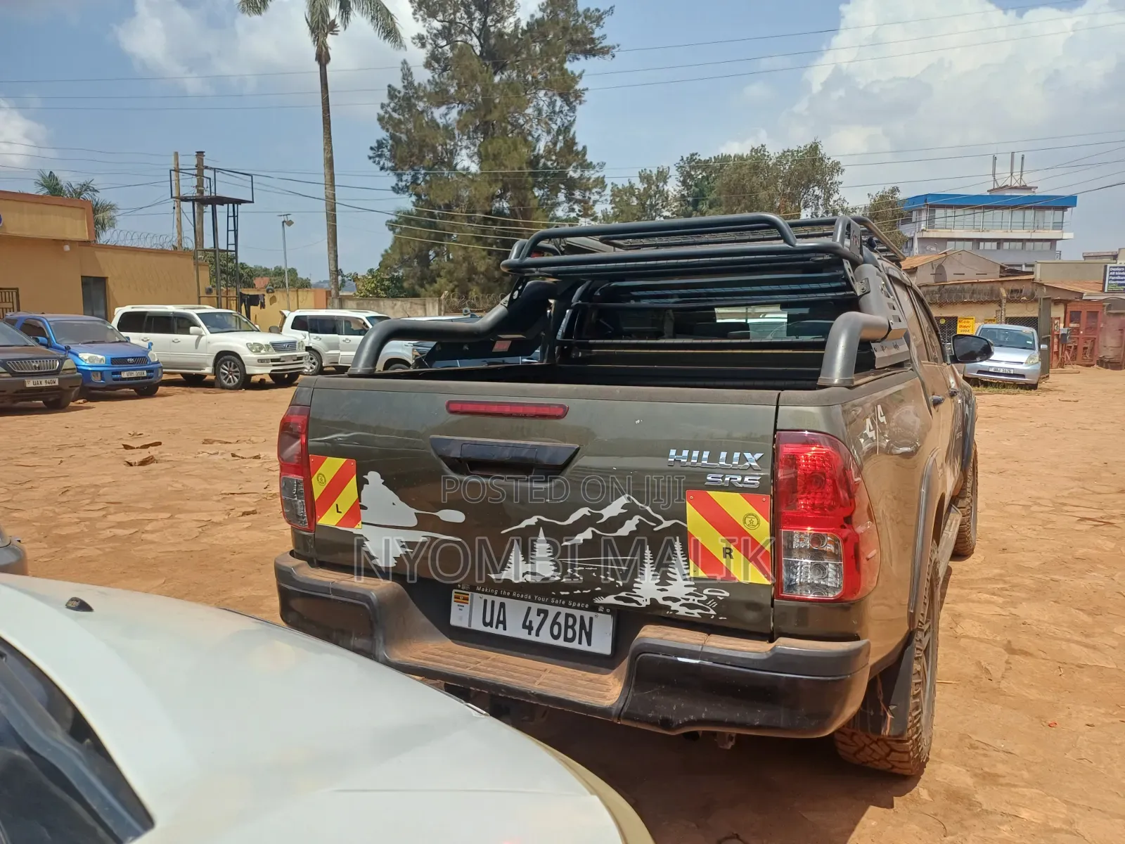 Toyota Hilux 2020 Green