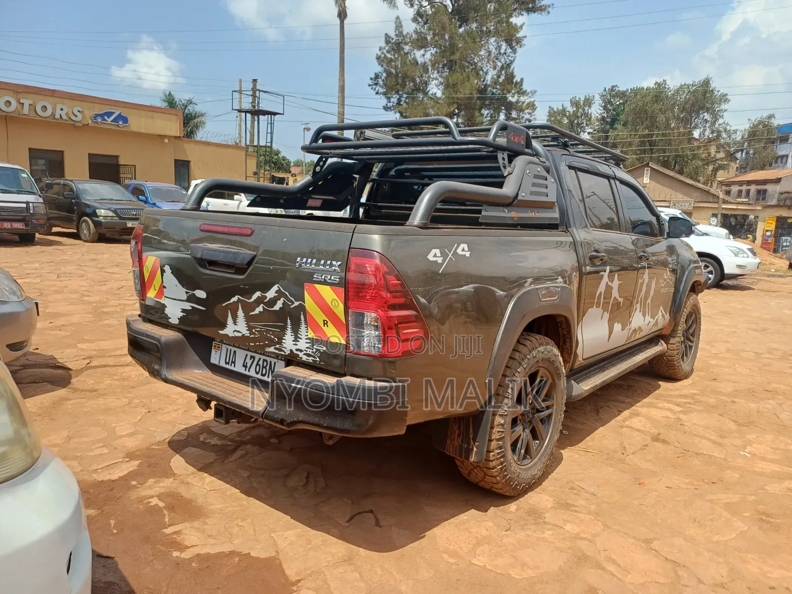 Toyota Hilux 2020 Green