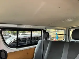 Toyota HiAce 2012 Silver