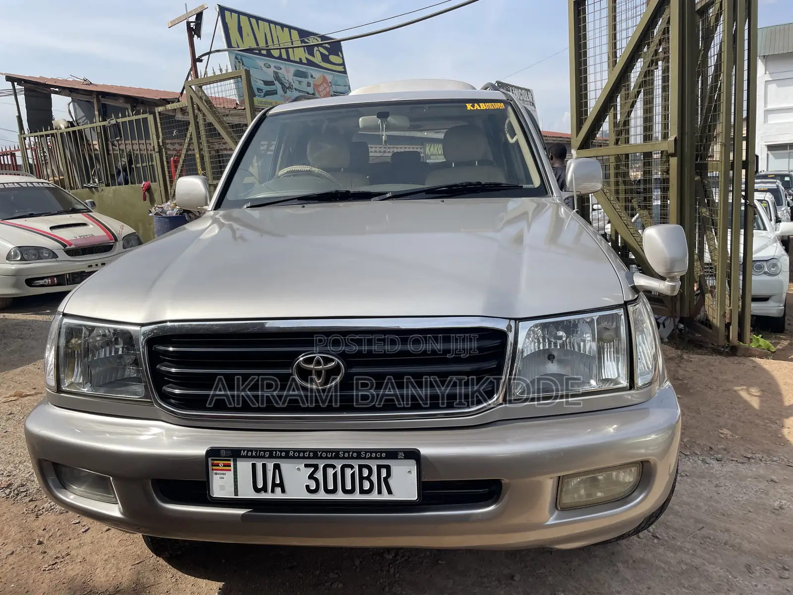 Toyota Land Cruiser 2005 Silver