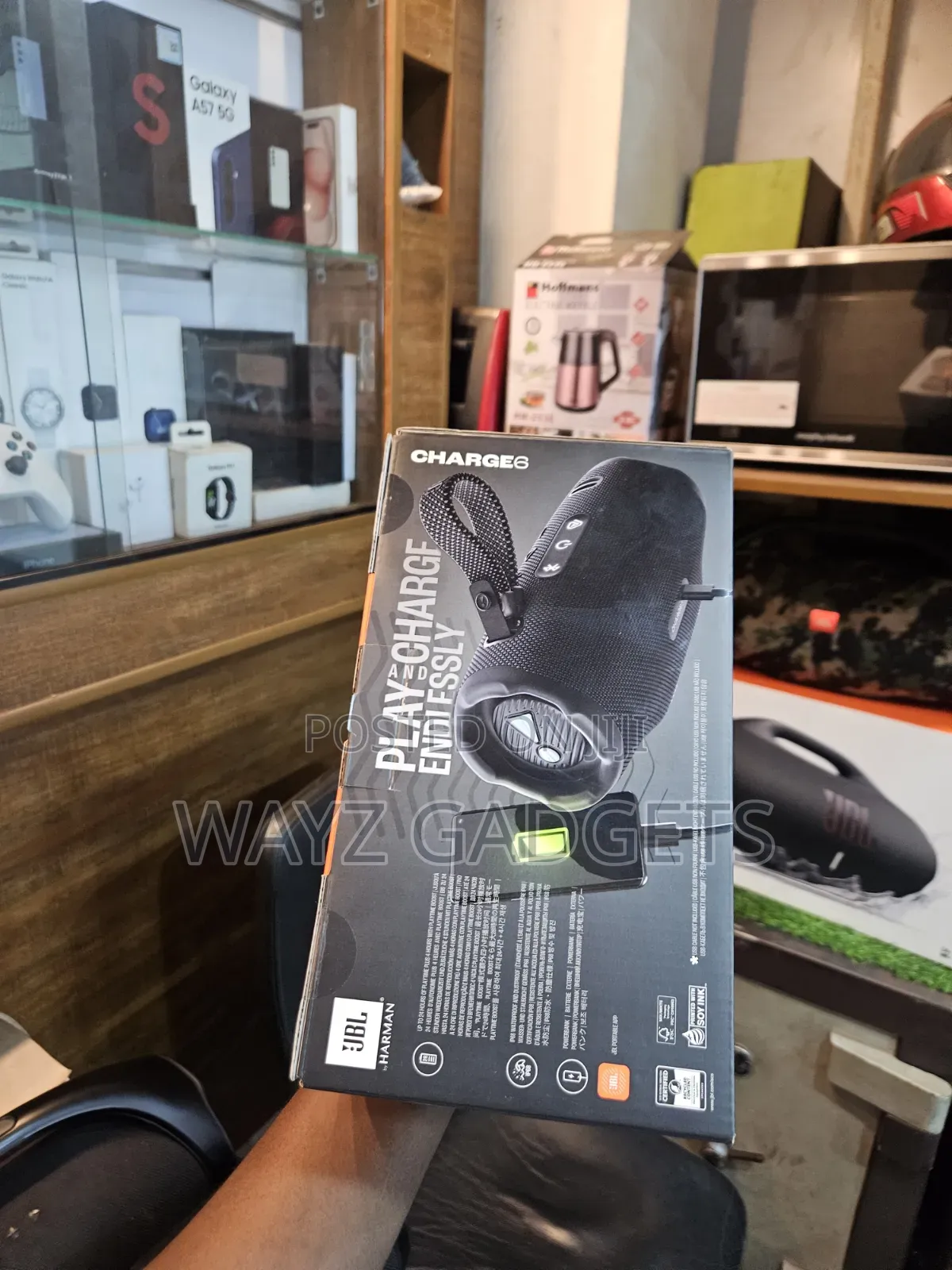 JBL Charge 6
