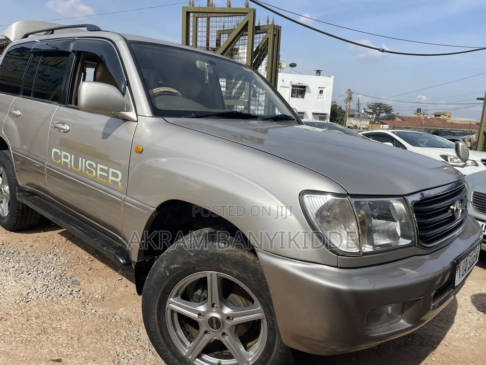 Toyota Land Cruiser 2005 Silver
