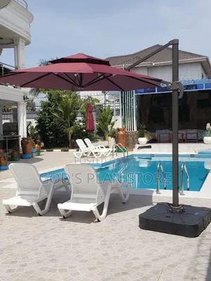 Steel Pole Offset Hanging Outdoor Garden Umbrellas