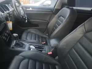 Volkswagen Golf 2016 Black