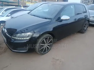 Volkswagen Golf 2016 Black