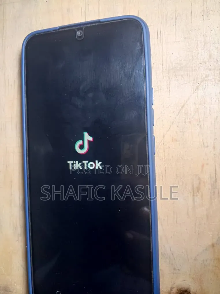 Tecno Spark 5 Air 32 GB Blue
