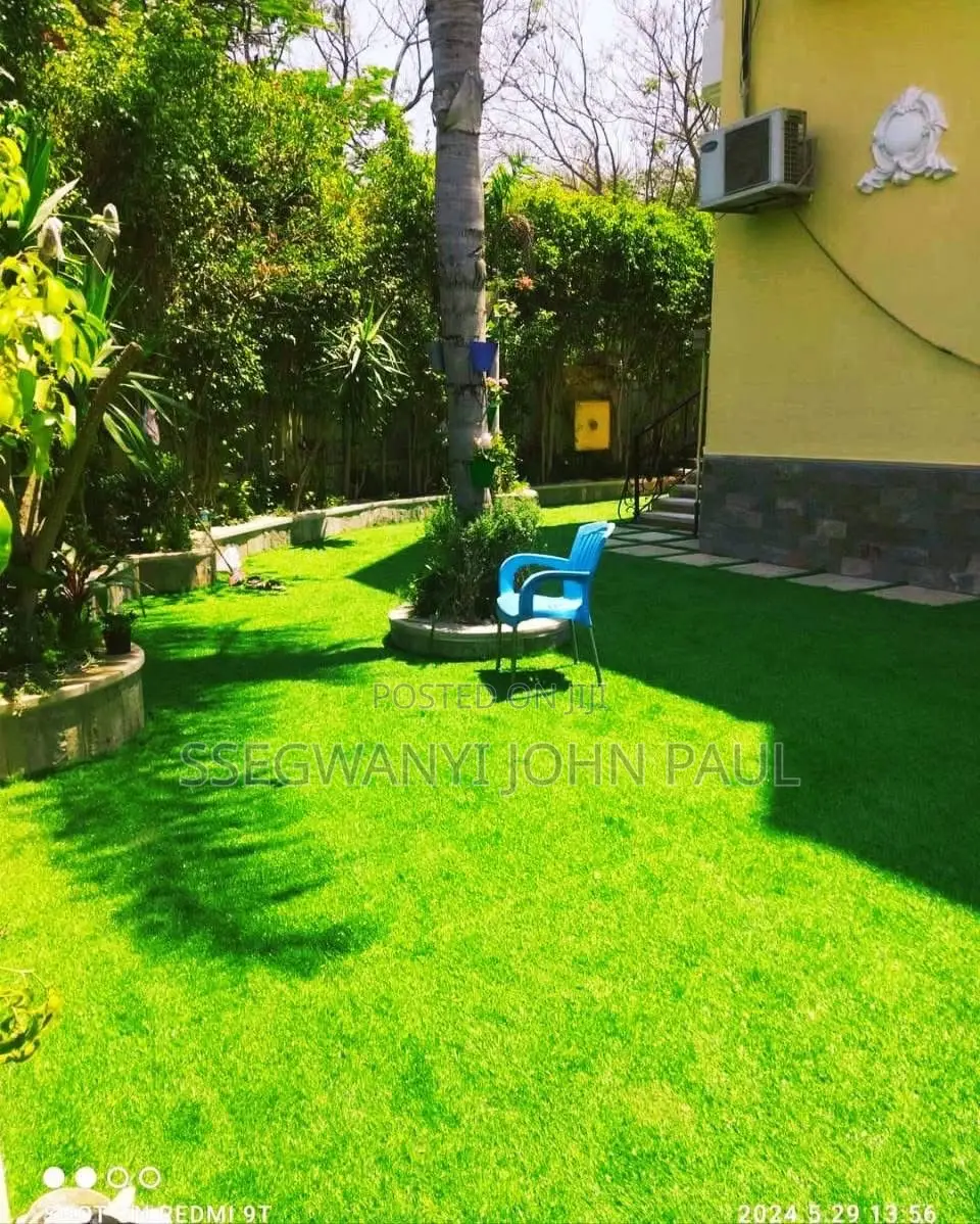 Commercial Grass Carpets