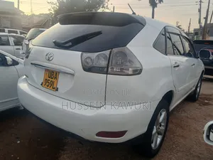 Toyota Harrier 2005 White