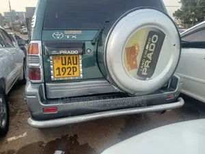 Toyota Land Cruiser Prado 2001 Green