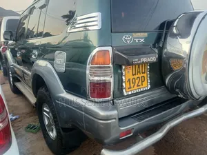 Toyota Land Cruiser Prado 2001 Green