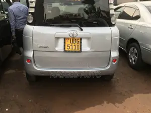 Toyota Sienta 2008 Silver