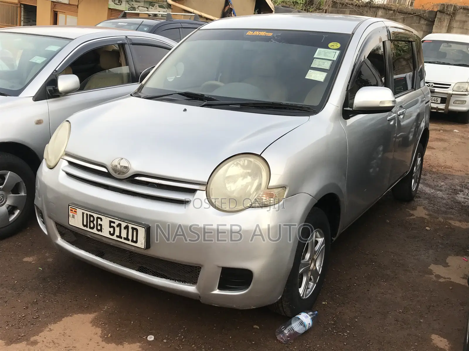 Toyota Sienta 2008 Silver
