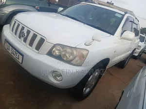 Toyota Kluger 2006 White