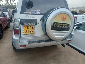Toyota Land Cruiser Prado 2002 White