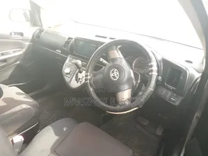 Toyota Wish 2007 Silver