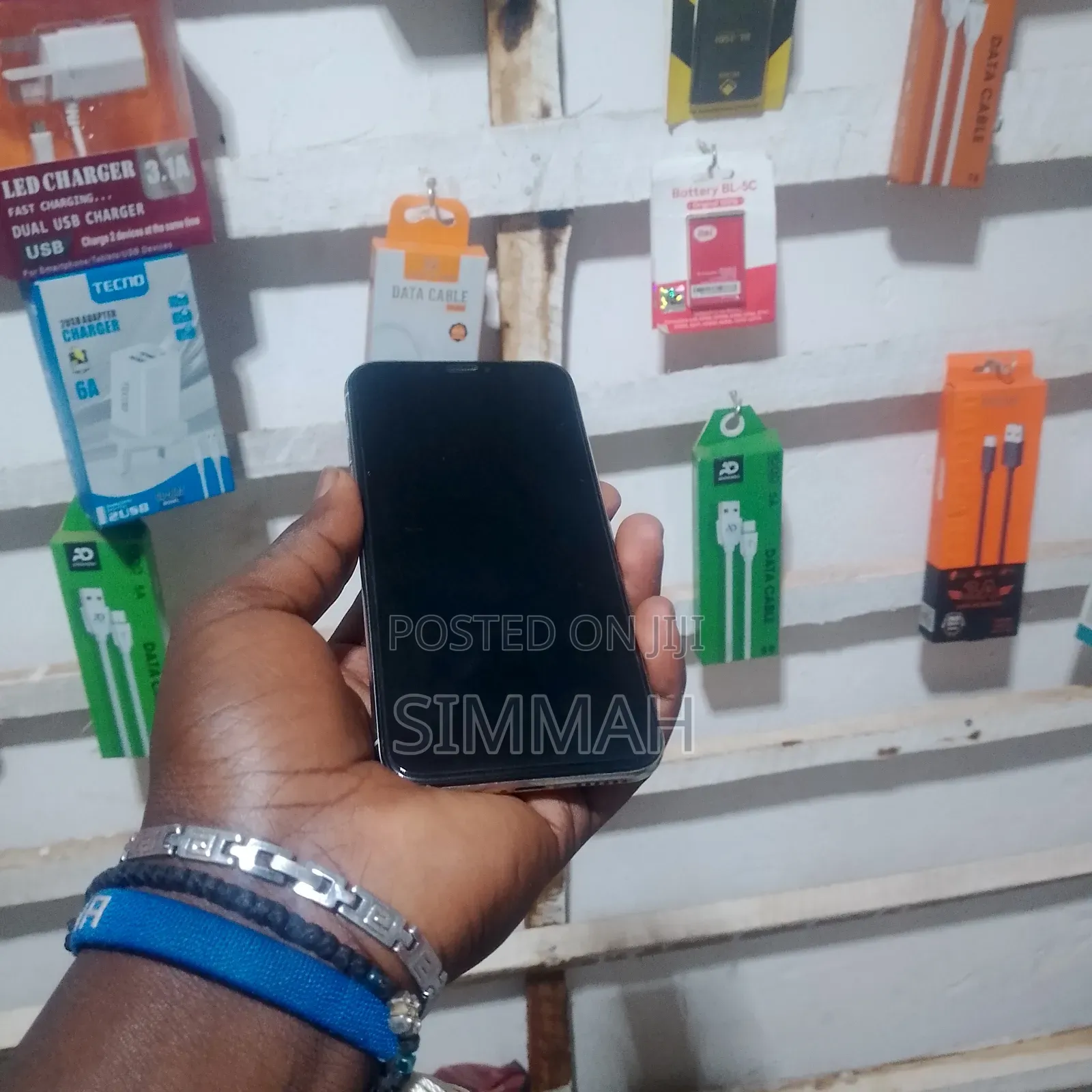 Apple iPhone X 64 GB White