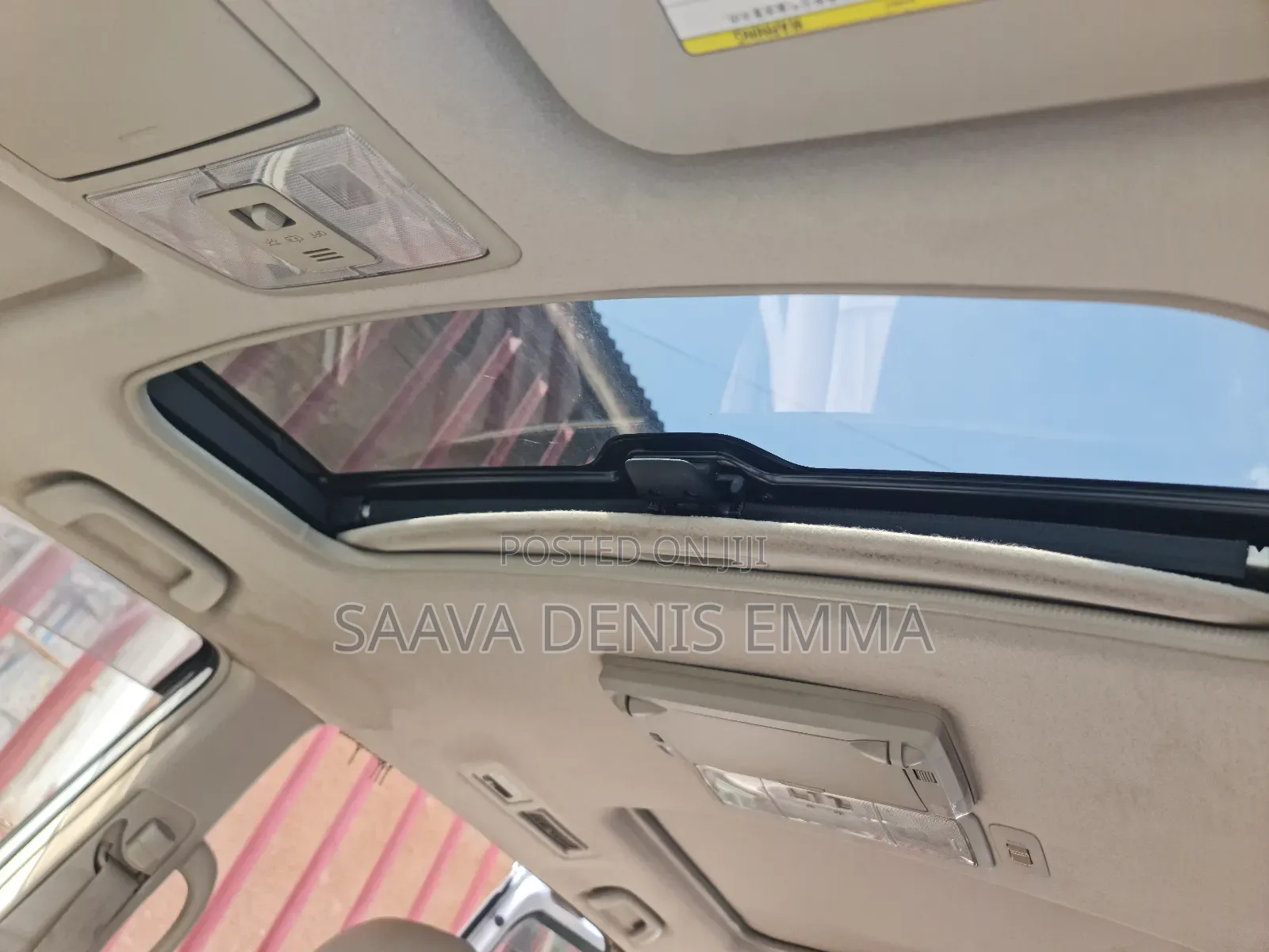 Toyota Noah 2011 Silver