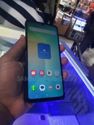Samsung Galaxy A06 64 GB Blue