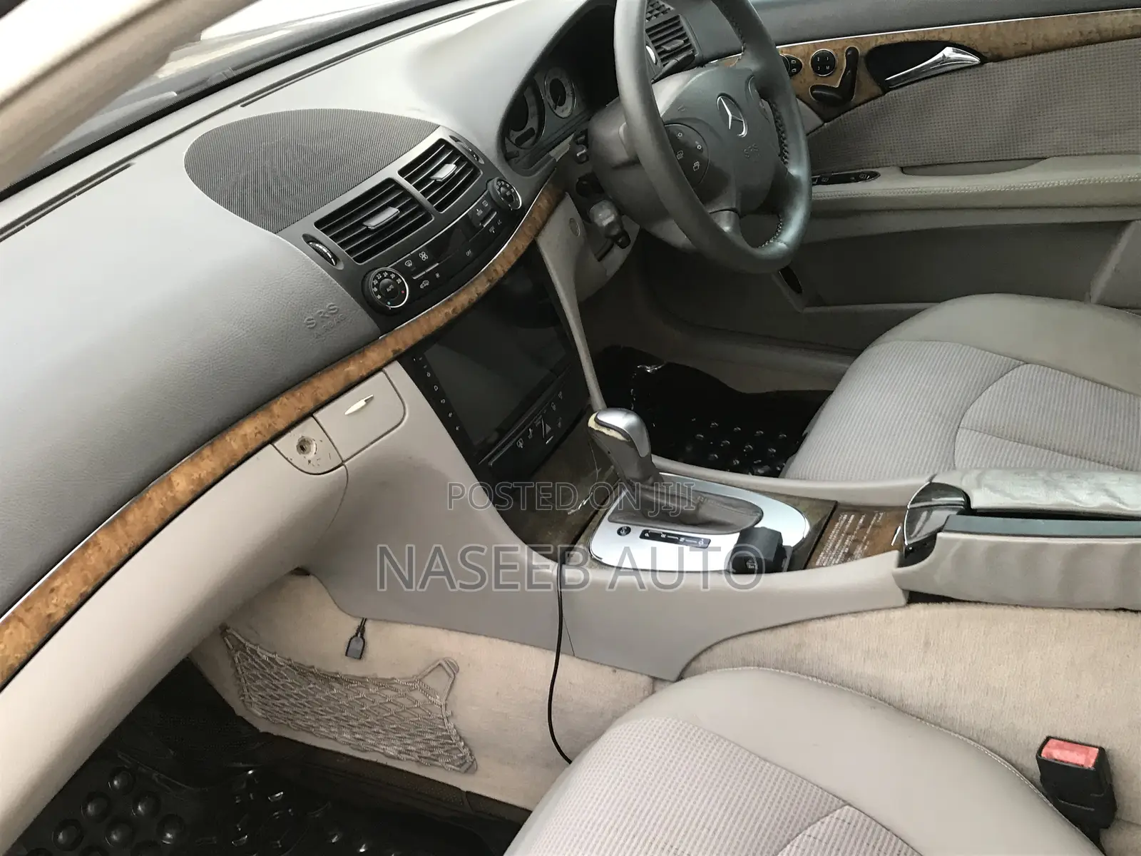 Mercedes-Benz E240 2010 Black