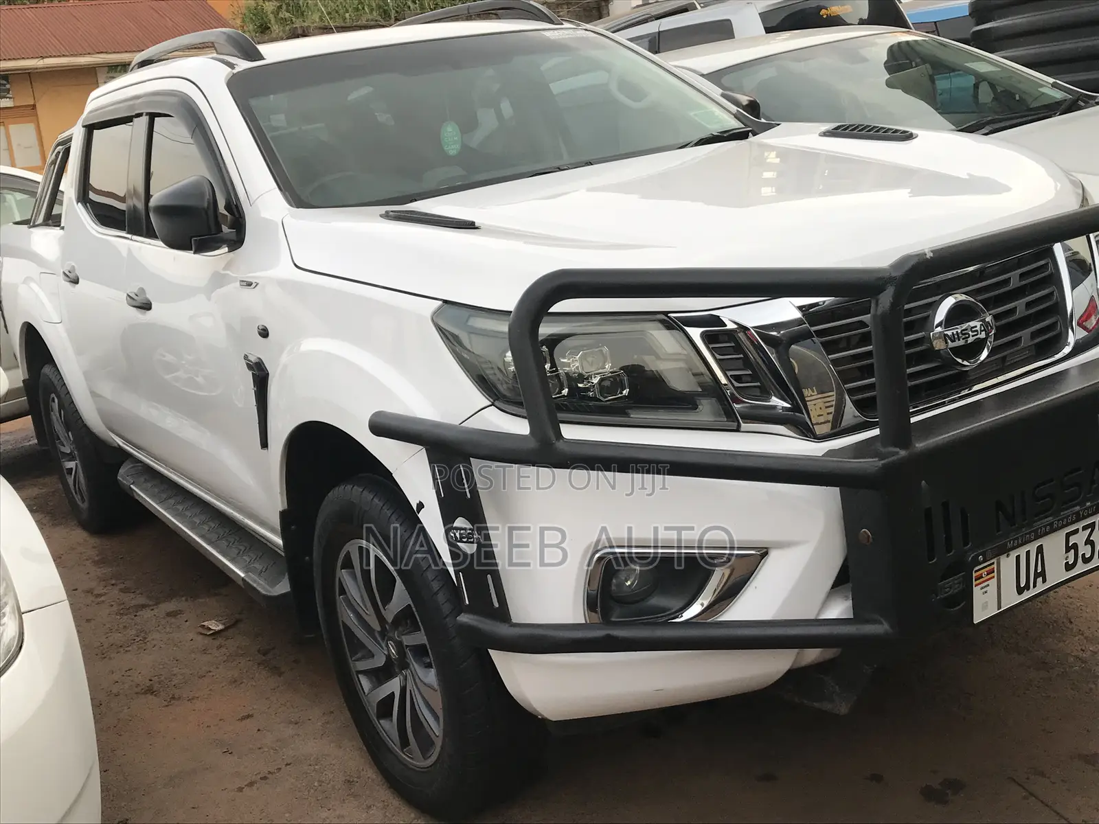 Nissan Navara 2013 White