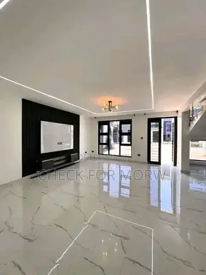 5bdrm Duplex in Muyenga, Central Division for rent
