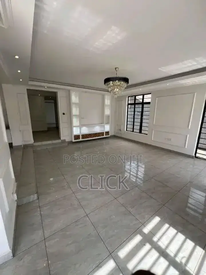 5bdrm Duplex in Kira, Central Division for rent