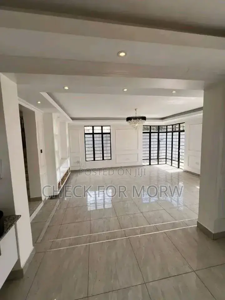 5bdrm Duplex in Kira, Central Division for rent