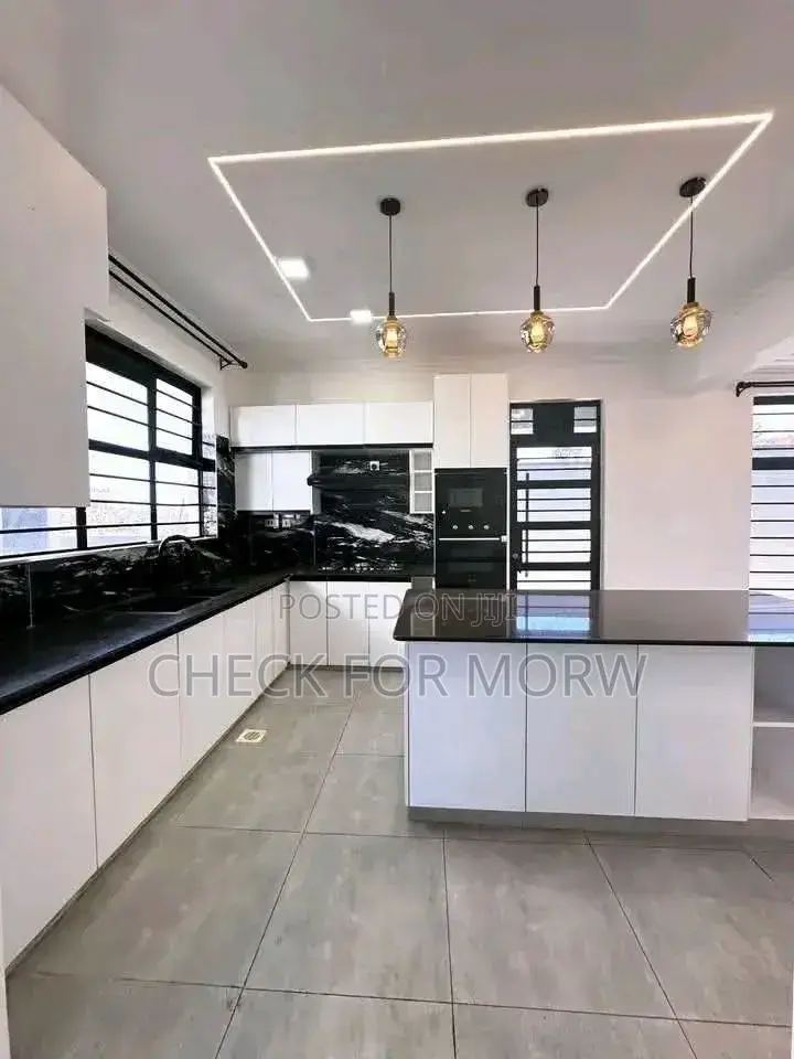 5bdrm Duplex in Munyonyo, Central Division for rent