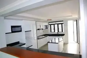 6bdrm Duplex in Munyonyo, Central Division for rent