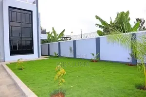 6bdrm Duplex in Munyonyo, Central Division for rent