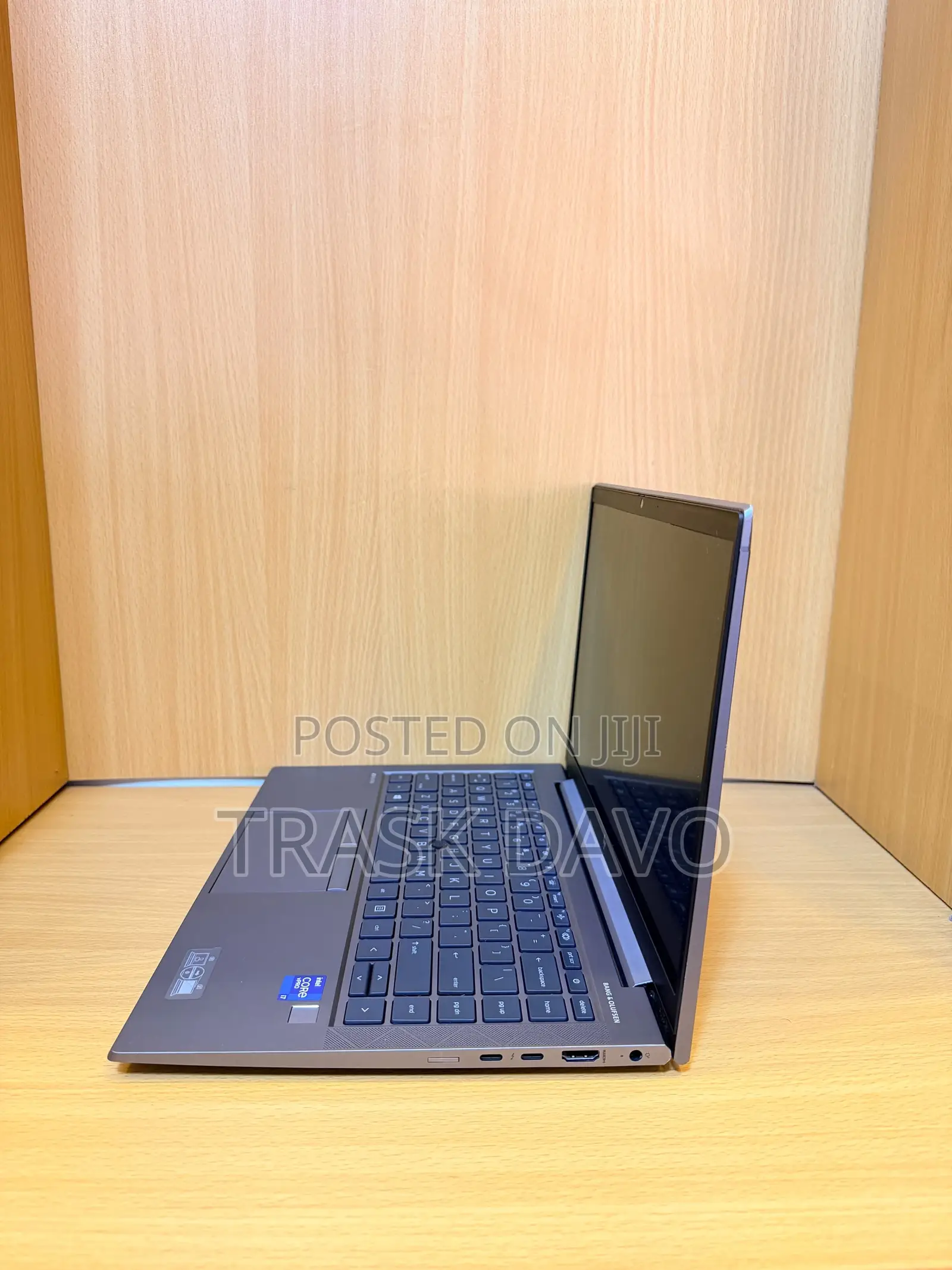 Laptop HP ZBook Firefly 14 G7 8GB Intel Core i5 SSD 256GB