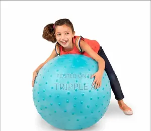 Knobby Bouncy Ball With Handle