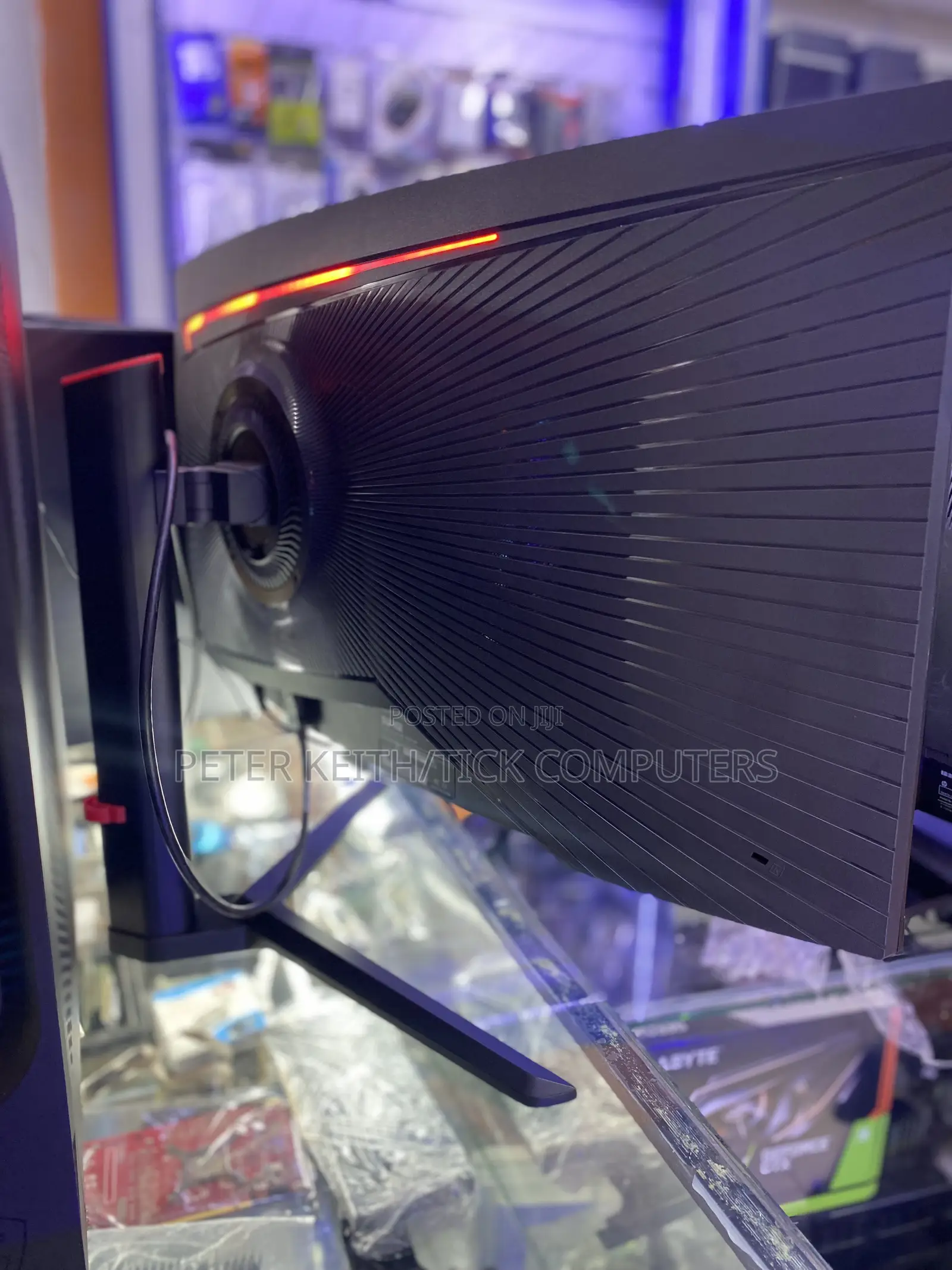 Brand New ,165hz Surge RGB 34-Inch Curved Ultrawide Gaming Monitor