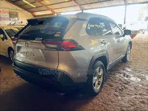 Toyota RAV4 2019 Silver