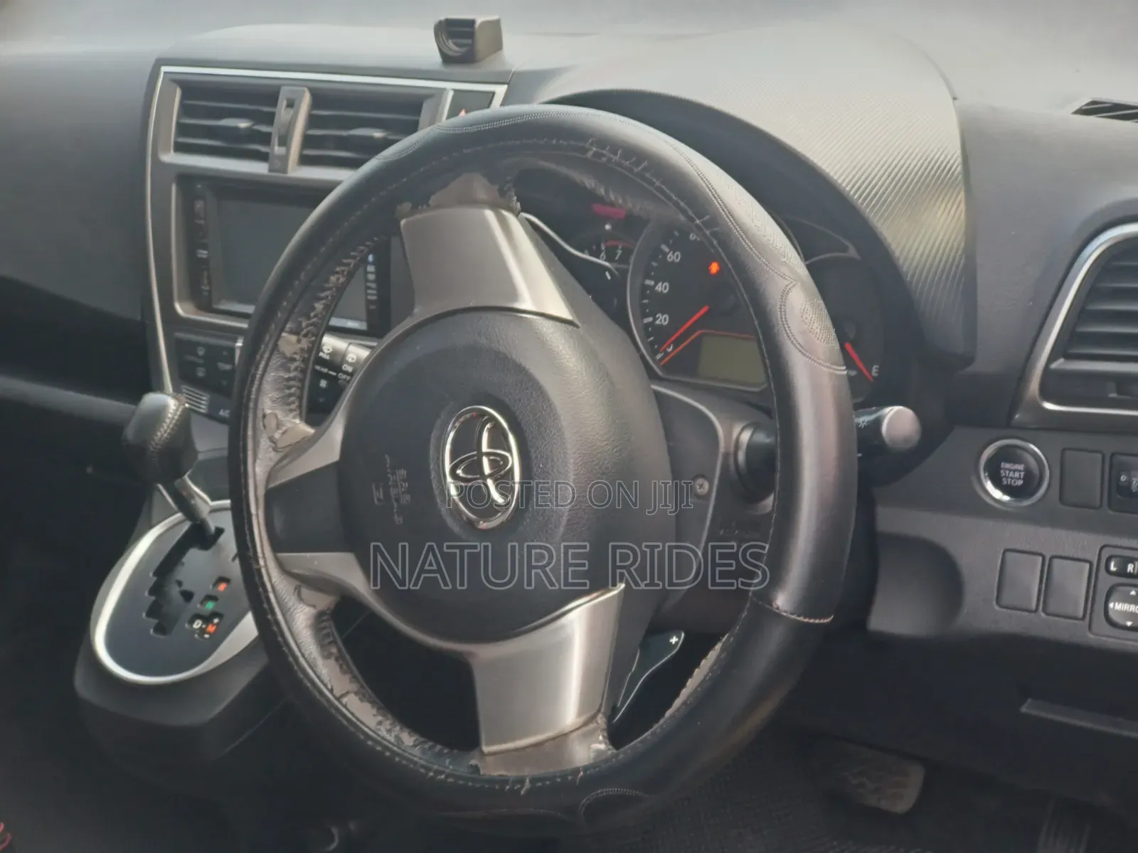 Toyota Ractis 1.5 AWD 2015 White
