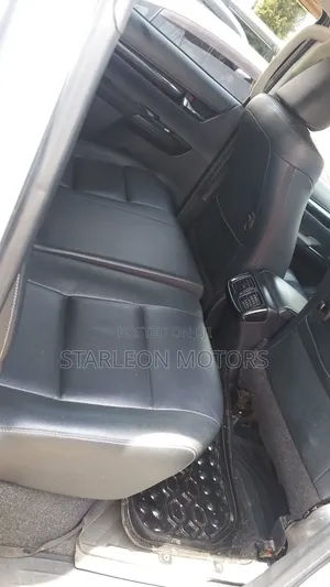 Toyota Hilux 2018 Silver
