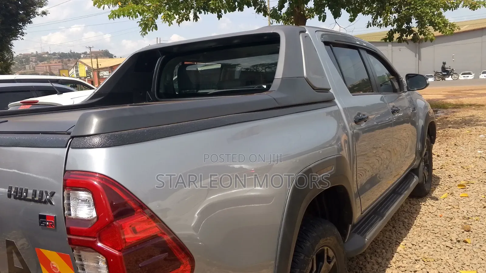 Toyota Hilux 2018 Silver