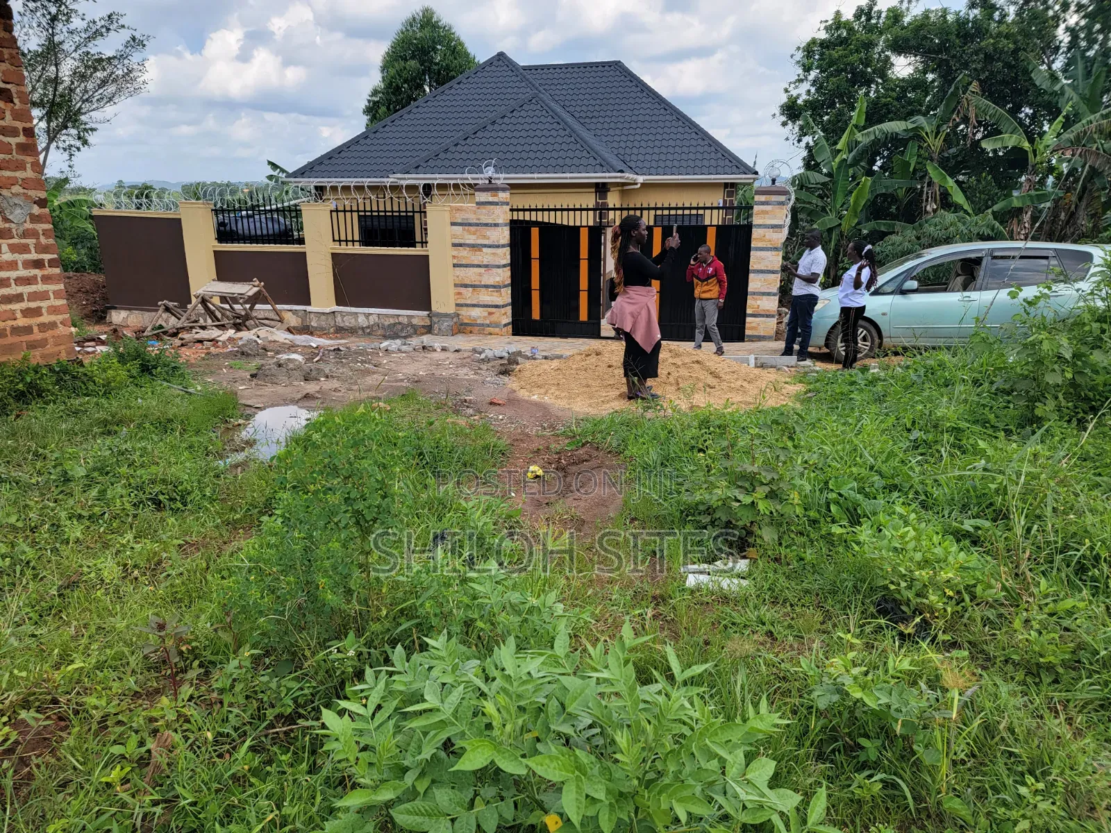 Kakiri, Titied Plots