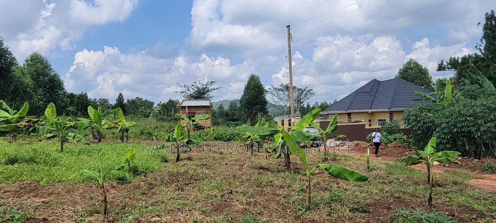 Kakiri, Titied Plots