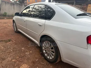 Subaru Legacy 2009 White